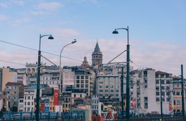 unsplash-galatadan-taksime-yuruyus-rotasi-galatada-gezilecek-yerler